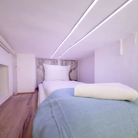 Daire Colorful Spizowa In Near Centre By Renters *