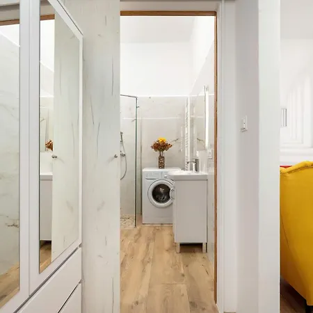 Daire Colorful Spizowa In Near Centre By Renters *